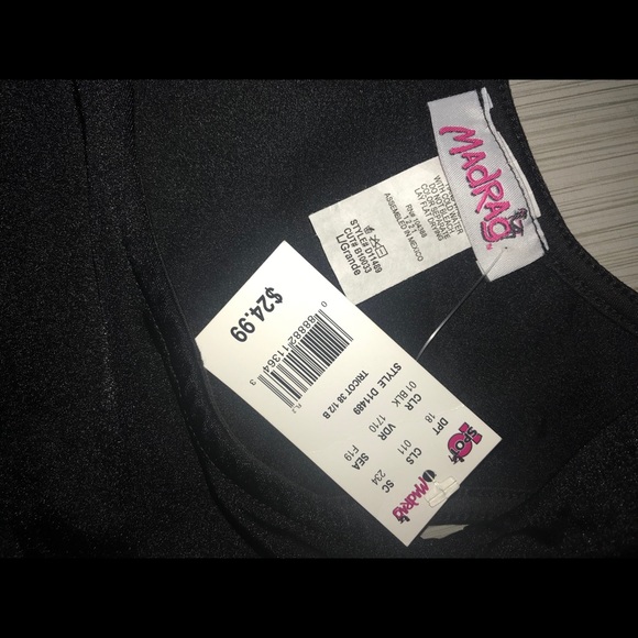 Little black dress with gold zipper - Picture 5 of 5